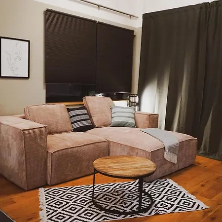 Stilvolles City-Loft Mit Privatem Whirlpool Trier Buitenkant foto