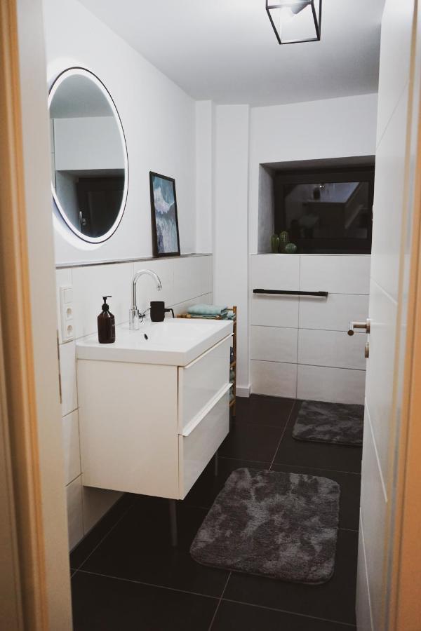 Stilvolles City-loft Mit Privatem Whirlpool Apartament