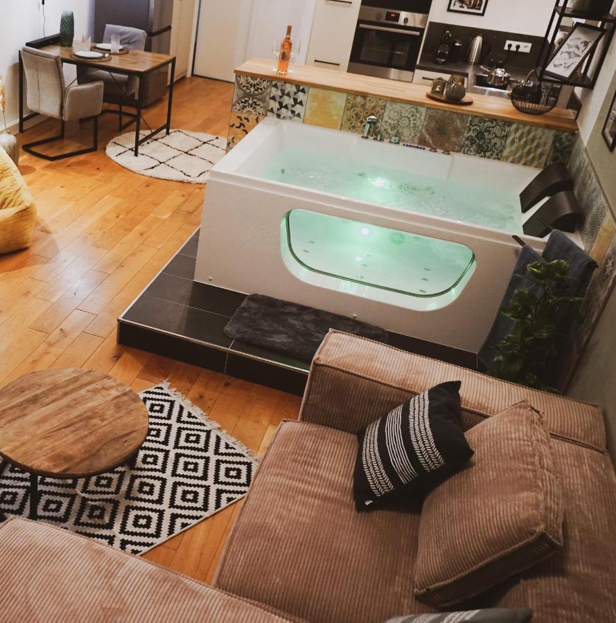 Apartament Stilvolles City-loft Mit Privatem Whirlpool Trewir